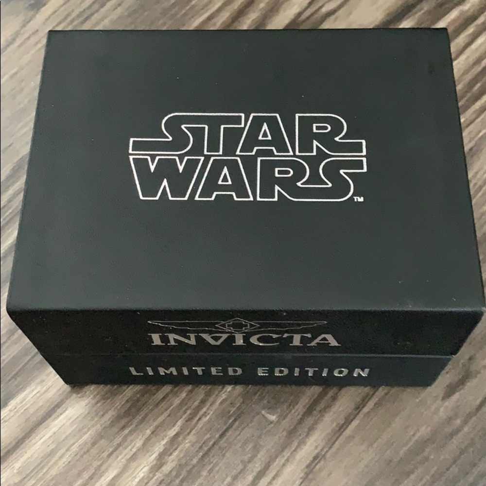 Invicta Star Wars Limited Edition Watch - Picture 7 of 7